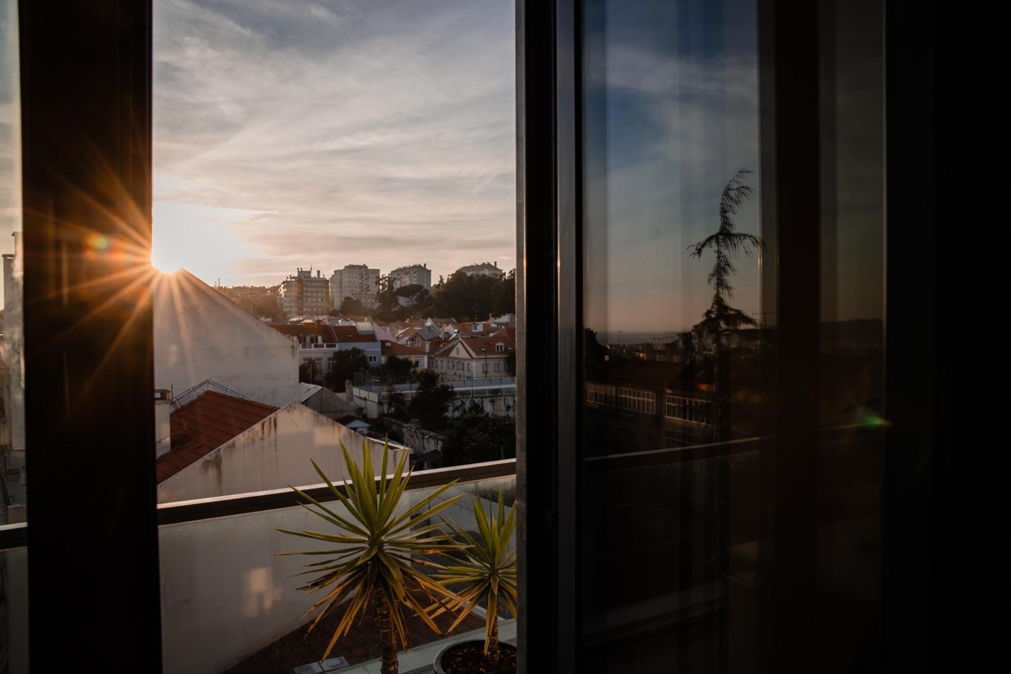 Premium Flat At Ajuda/Belem With Balcony, Parking! Daire Lisboa Dış mekan fotoğraf