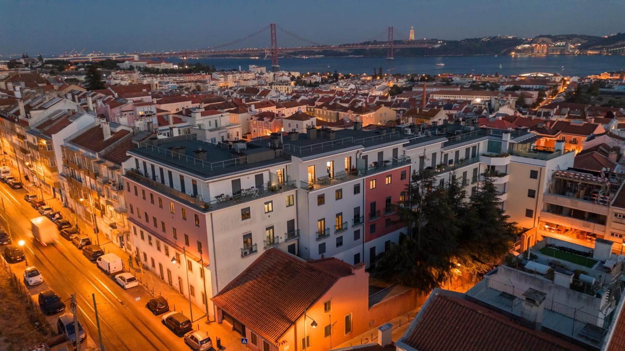 Premium Flat At Ajuda/Belem With Balcony, Parking! Daire Lisboa Dış mekan fotoğraf
